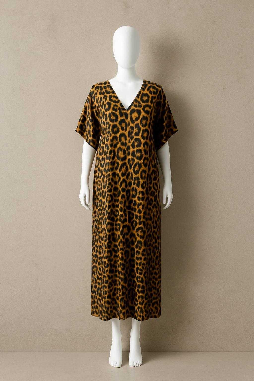 Wild Elegance – Luxe Leopard Silk Kaftan - Image 2